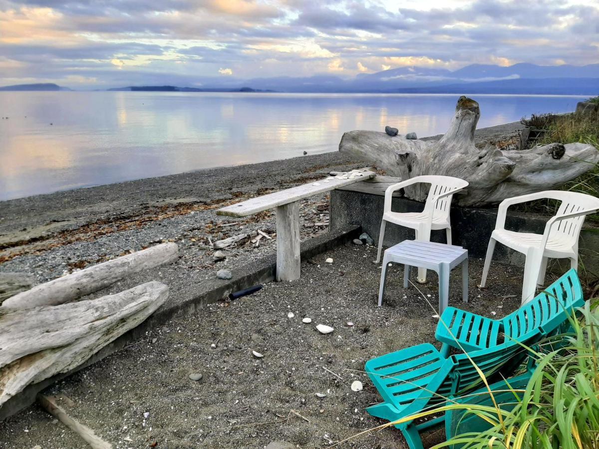 Oceanfront Paradise Comox Exterior foto